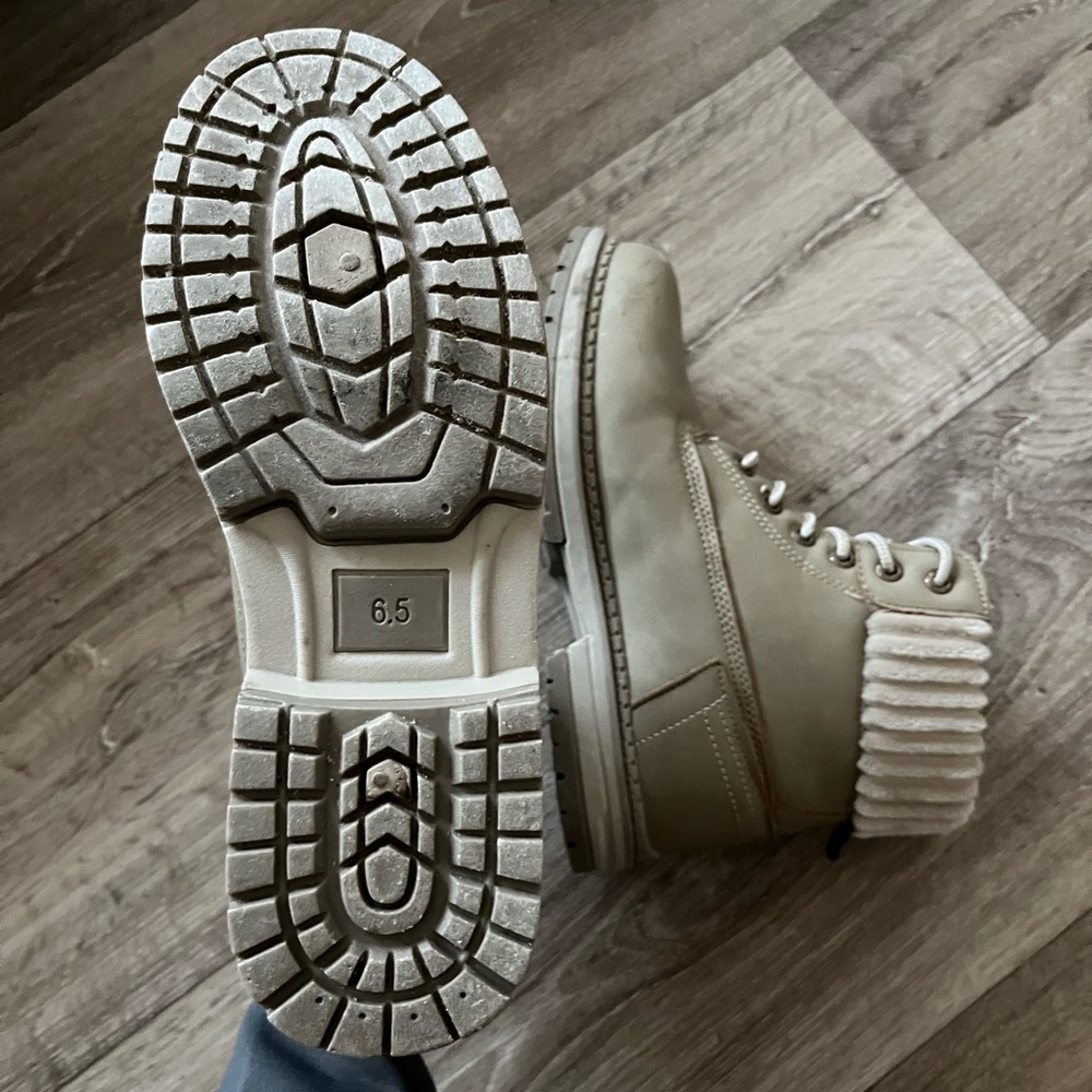 Dirty Laundry Alpine Booties - Picture 7 of 7